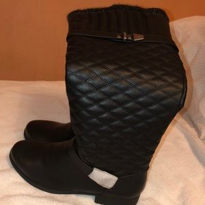 *BRAND NEW WOMEN’S DRESS BOOTS*